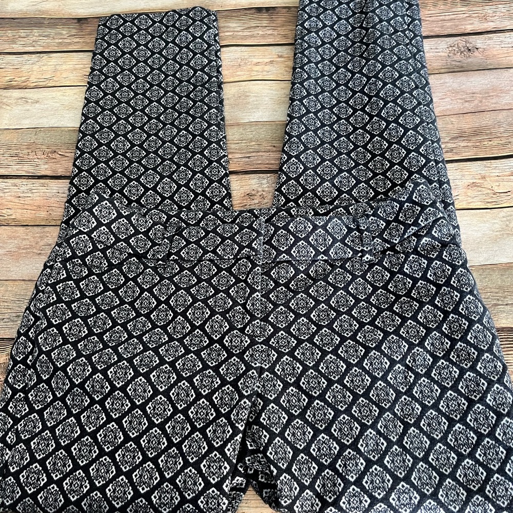 White House Black Market Geometric Print Slim Ankle Pants Size 00R